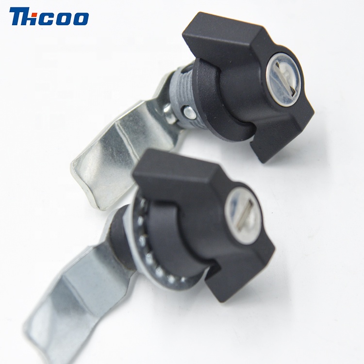 Fogantyú típusa Cam Lock-A609
